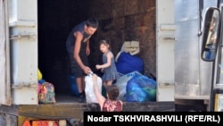 დევნილების გამოსახლება. თბილისი, 11 აგვისტო, 2010 წელი