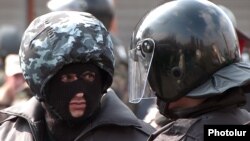 Armenia -- Riot police confront protesters in Yerevan, March 1, 2008.