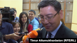 Қазақстан цифрлық даму, қорғаныс және аэроғарыш өнеркәсібі министрі Асқар Жұмағалиев. Нұр-Сұлтан, 15 мамыр 2019 жыл.