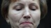 Marina Litvinyenko, Alexander Litvinyenko korábbi orosz titkosszolgálati főtiszt özvegye egy londoni bíróság épülete előtt 2016. január 21-én