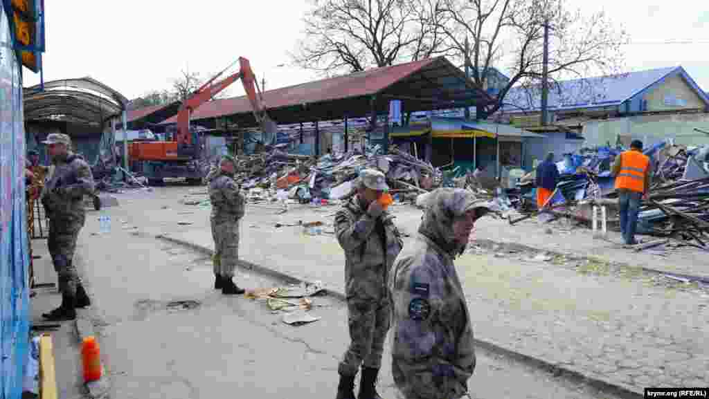 А також нацгвардійців і представників «самооборони»
