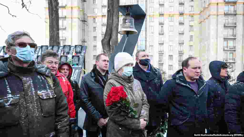 Aproximativ 100 de persoane, inclusiv familiile victimelor și participanții la evenimentele din 2014, au participat pe 18 februarie la comemorare. Evenimentele se desfășoară de-a lungul a trei zile.