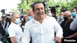 ԲՀԿ առաջնորդ Գագիկ Ծառուկյանը ժամանում է դատարան, Երևան, 21-ը հունիսի, 2020թ.