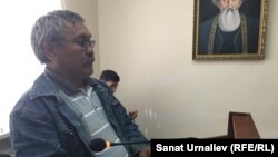 Житель Уральска Бауыржан Алипкалиев в зале административного суда. 3 мая 2016 года.