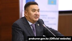 Сыбайлас жемқорлыққа қарсы іс-қимыл агенттігінің басшысы Марат Ахметжанов.