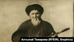 Токтогул Сатылганов.