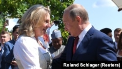 Путин и Кнайсль на её свадьбе