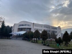 Shkolla e Mesme e Mjekësisë “Nikolla Shtejn” në Tetovë.