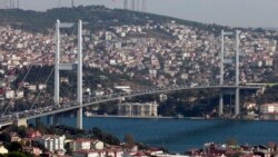 Türkiýede ýene türkmenistanly gaçgak bosgunlar ele salyndy