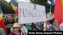 Protest în Piața Victoriei, 12 iulie