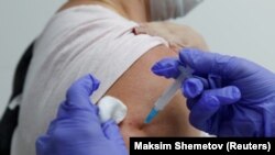 Вакцина егу. Көрнекі сурет.