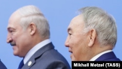 Александр Лукашенко мен Нұрсұлтан Назарбаев.