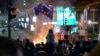 Susținătorii partidelor de opoziție din Georgia protestează la Tbilisi împotriva deciziei guvernului de a suspenda negocierile de aderare la Uniunea Europeană. 2 decembrie 2024. 