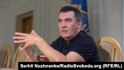 «Ця ситуація може торкнутися нас безпосередньо, тому маємо вжити усіх необхідних заходів реагування», – сказав Данілов