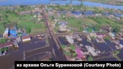 Посёлок Октябрьский в Иркутской области после наводнения.