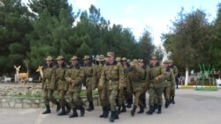 Türkmen ýaşlary goşuna ekzamen güni alynýar