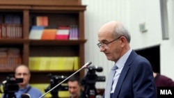 Актуелниот државен обвинител Љубомир Јовески шестгодишниот мандат го почна на 25 декември 2017 година.