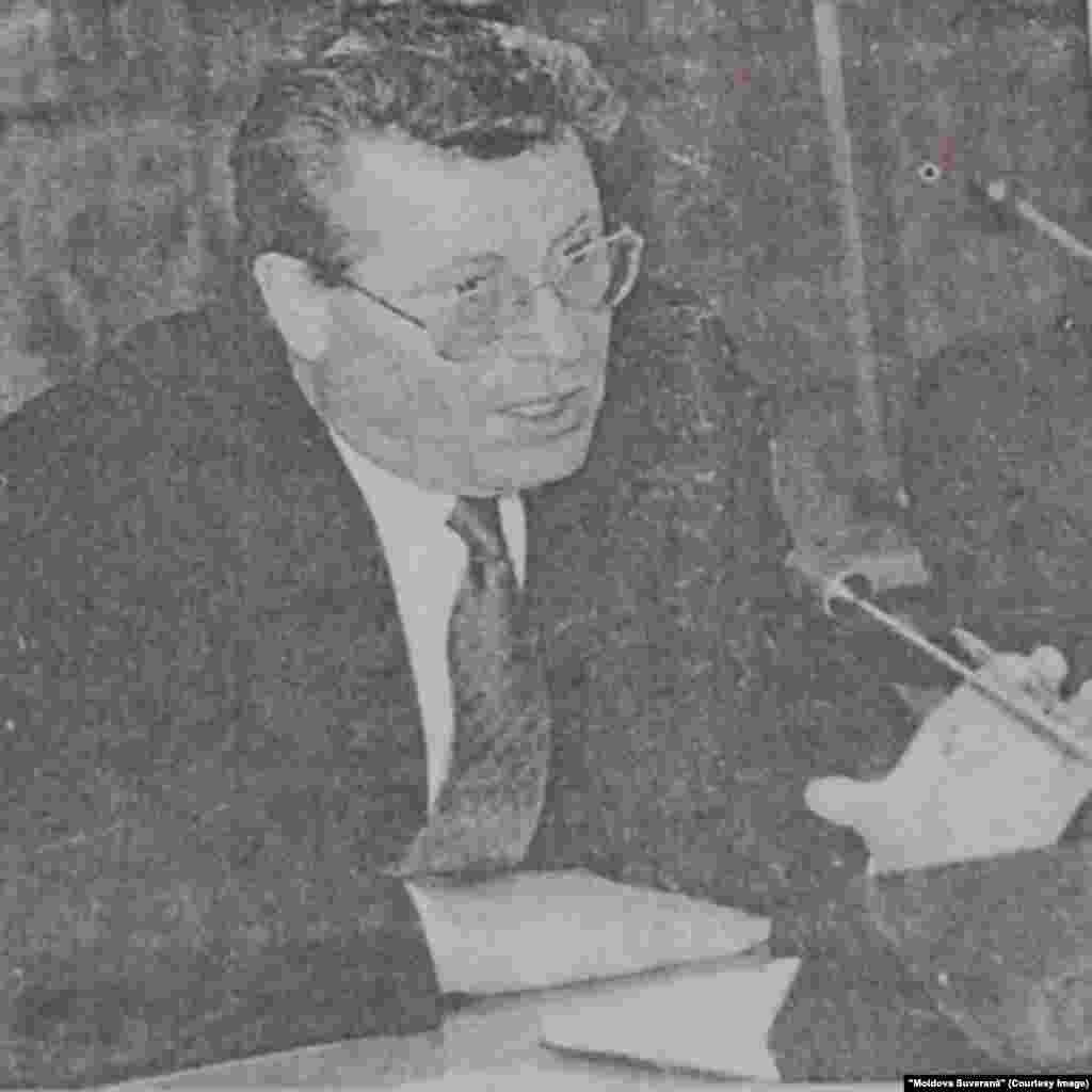 "Moldova Suverană", 2 iulie 1996, preşedintele parlamentului Petru Lucinschi