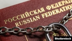 На момент повномасштабного вторгнення Росії в Україні налічувалося близько 170 тисяч людей із тимчасовою або постійною посвідкою на проживання.