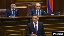 Ermənistan parlamenti 