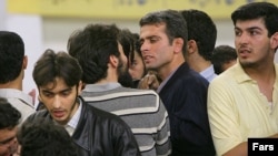 این سایت اینترنتی، در همبستگی با دانشجویان امیرکبیر راه اندازی شده است