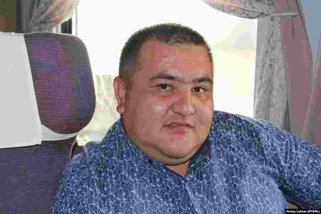 Қалааралық пойыз екі бағытта жүретін болды. Бірінші бағыт Алматы-2 вокзалынан Қазыбек бек теміржол бекетіне дейін болса, екінші бағыт Алматы-1 вокзалынан Қапшағай қаласына дейін. «Тұран экспресс» жолаушылар компаниясы директорының орынбасары Ерсін Сабырханов: "Алматы-1 мен Қапшағай қаласының аралығына жүретін пойызды вагондарымен қосып Эстониядан әкелдік. Ол пойыз дизельмен жүреді. Ал мына вагондарды Қытайдан лизингпен сатып алдық. 2010 жылы құрастырылған" дейді.
