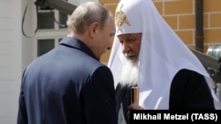 Președintele Vladimir Putin și Patriarul Kiril, Moscova, 4 mai 2017.