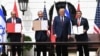 Ministar spoljnih poslova Bahreina Abdulatif al-Zajani, izraelski premijer Benjamin Netanjahu, predsednik SAD Donald Tramp i ministar spoljnih poslova UAE Zajed Al-Nahjan na potpisivanju sporazuma.