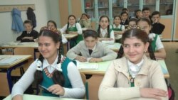 Mekdeplerde ‘para’ möwsümi başlandy. Sowatsyzlaşmagyň ýene bir ýyly geçýär