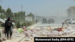 صحنه انفجار یک بمب در قندهار