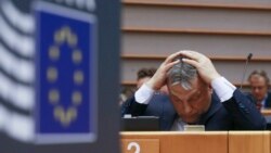 Orbán Viktor magyar kormányfő az Európai Parlament plenáris ülésén, Brüsszelben 2016. április 26-án