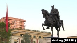 Tiranë