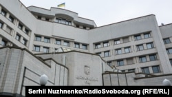 Цей терміновий висновок ще має розглядатися сьогодні-завтра на пленарній сесії Венеційської комісії для його остаточного схвалення