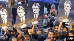 Samo 15 posto ljudi u Srbiji odgovorilo je da je u julu 1995. u Srebrenici ubijeno više od 7000 civila i ratnih zarobljenika