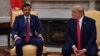 دونالد ترامپ بار دیگر به تهران هشدار داد که «مواظب باشد»