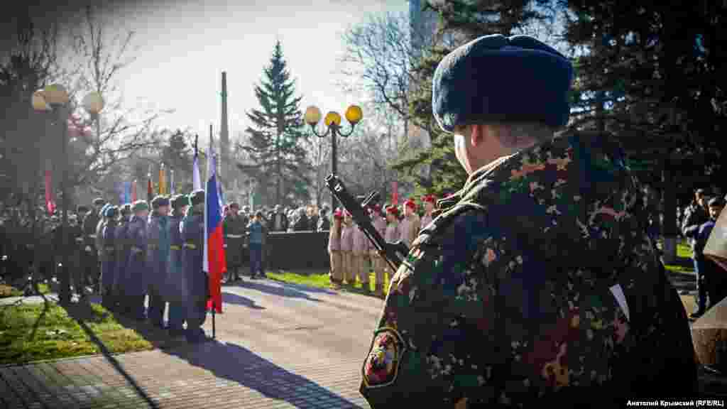  Возложения цветов у мемориала крымчанам, погибшим в Афганистане