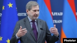 Armenia -- EU Commissioner for EU Neighbourhood and Enlargement Negotiations Johannes Hahn at a news conference in Yerevan, January 29, 2019.