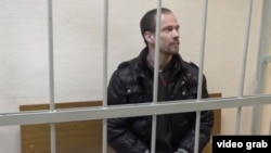 Ільдар Дадзін у судзе