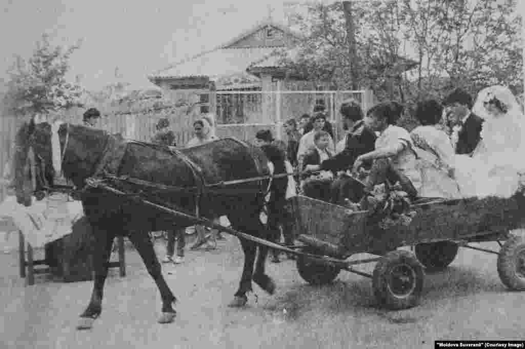 "Moldova Suverană", 29 mai 1991, hramul la Zâmbreni, Ialoveni