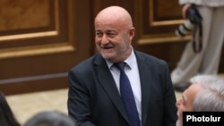 Հովիկ Աղազարյան