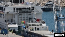 Товарниот брод натоварен со хуманитарна помош за Газа во пристаништето Ларнака