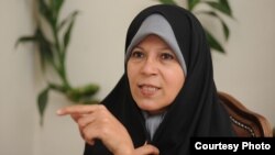 فائزه هاشمی، فرزند اکبر هاشمی رفسنجانی.