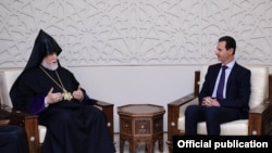 Католикос Великого Дома Киликийского Арам Первый (слева) и президент Сирии Башар Асад, 14 мая 2019 г.