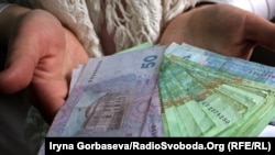 Оскільки ця виплата є одноразовою, вона не враховується до сукупного доходу домогосподарства під час розрахунку субсидії, пояснили в уряді