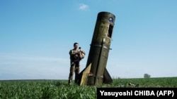 Раніше Дмитро Лунін повідомив про чотири «прильоти» по Кременчуцькому НПЗ та звуки вибухів в Полтавському районі. Фото ілюстративне