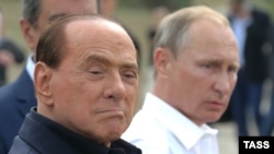 Bivši premijer Italije Silvio erluskoni i predsjednik Rusije Vladimir Putin posjete mjestu Chersonesus kod Sevastopolja, na Krimu, 12.septembar 2015. godine 