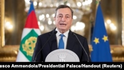 За словами Драґі, перехід у розрахунках за російський газ з євро і доларів на рублі є «внутрішнім фактом у Російській Федерації»
