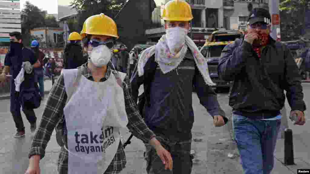 Trg Taksim, Istanbul, 11. juni 2013. Foto: REUTERS / Yannis Behrakis