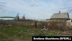 Дом Раушан Уябаевой, который подлежит сносу для изъятия земельного участка "под государственные нужды". Астана, 26 апреля 2016 года.
