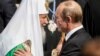 Патриарх Кирилл и Владимир Путин. Архивное фото